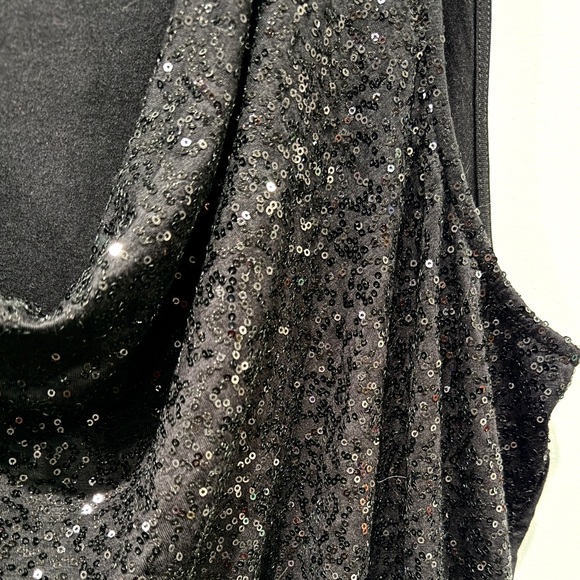 Jones New York Black Sequin Sleeveless Drape Top NWT - Picture 5 of 10